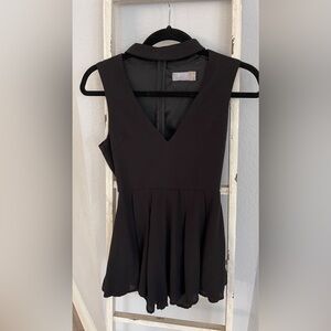 Rumor black romper size xs LF